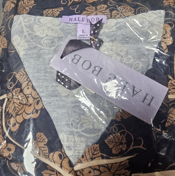 Hale Bob Grape Vine Pajama Set NWT Various Sizes - Picture 6 of 6